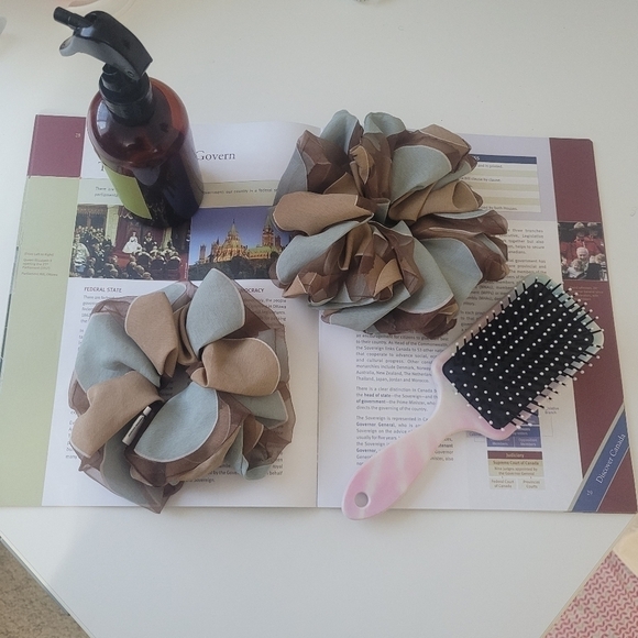 Oversized and small brown,cream and powder blue Organza Scrunchie Hair Accessory - Picture 5 of 5